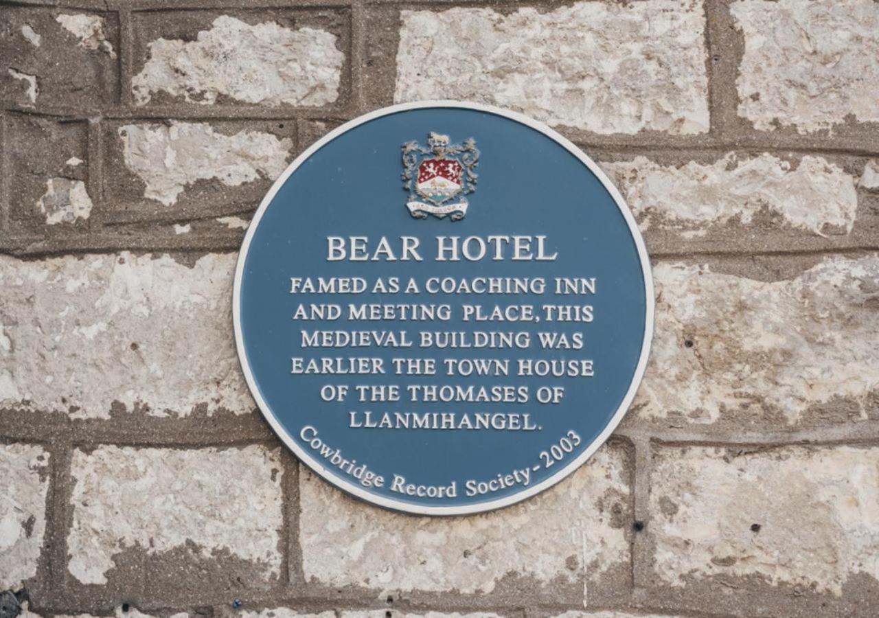 The Bear, Cowbridge Hotell Eksteriør bilde