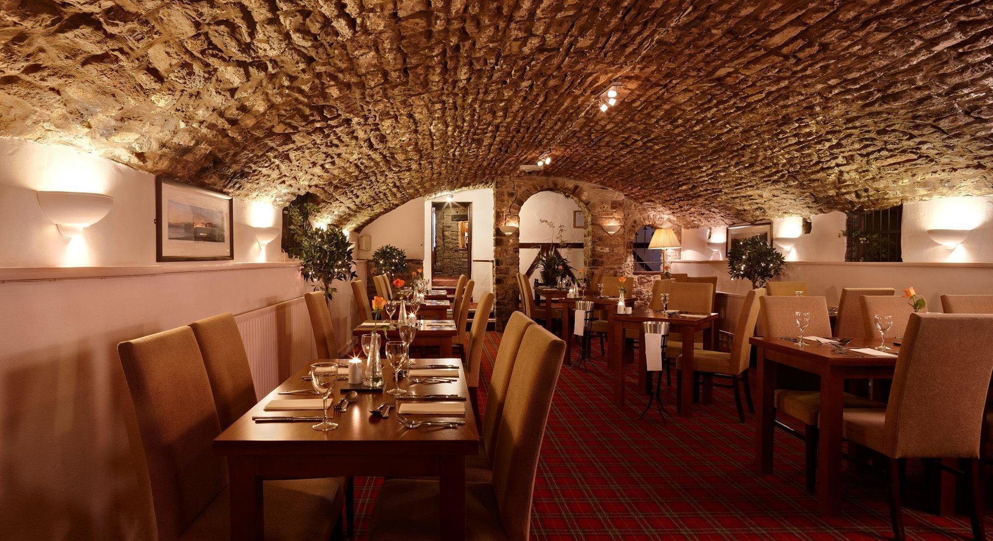The Bear, Cowbridge Hotell Eksteriør bilde